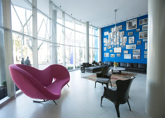 Regency Way MontevideoHotel Em